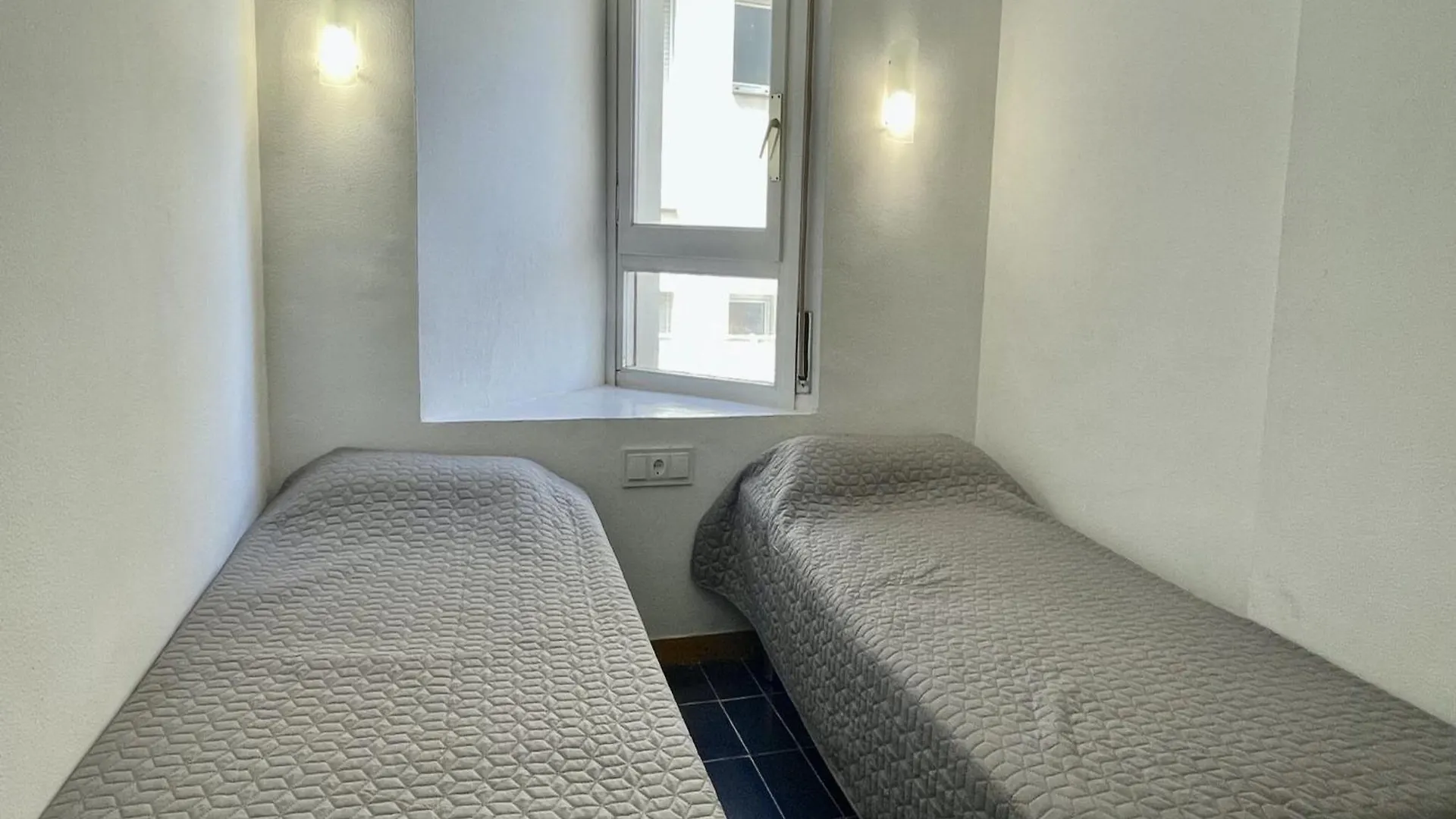 Apartamento Passeig Del Mar 01 L'Escala Apartment